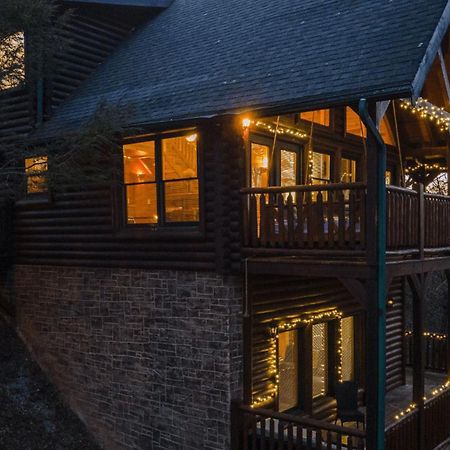 Stunning Mountain Cabin W Hot Tub Gatlinburg Kültér fotó