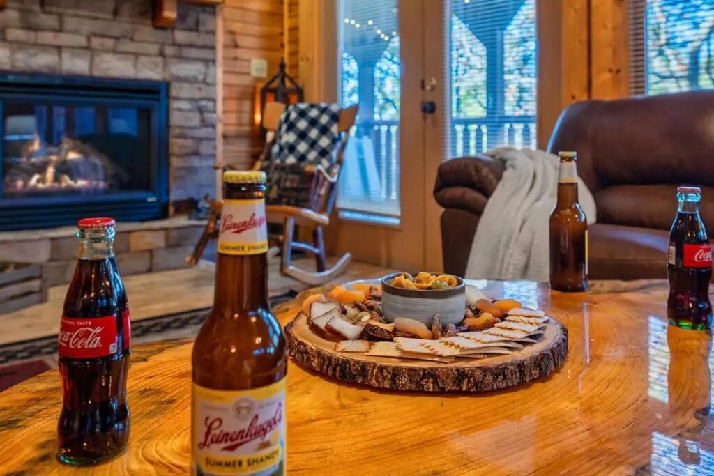 Stunning Mountain Cabin W Hot Tub Gatlinburg Kültér fotó