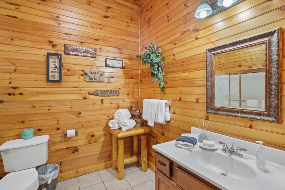 Stunning Mountain Cabin W Hot Tub Gatlinburg Kültér fotó