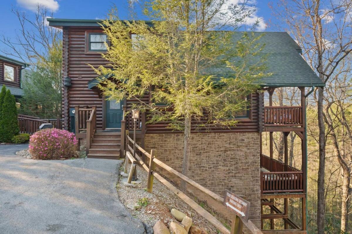 Stunning Mountain Cabin W Hot Tub Gatlinburg Kültér fotó