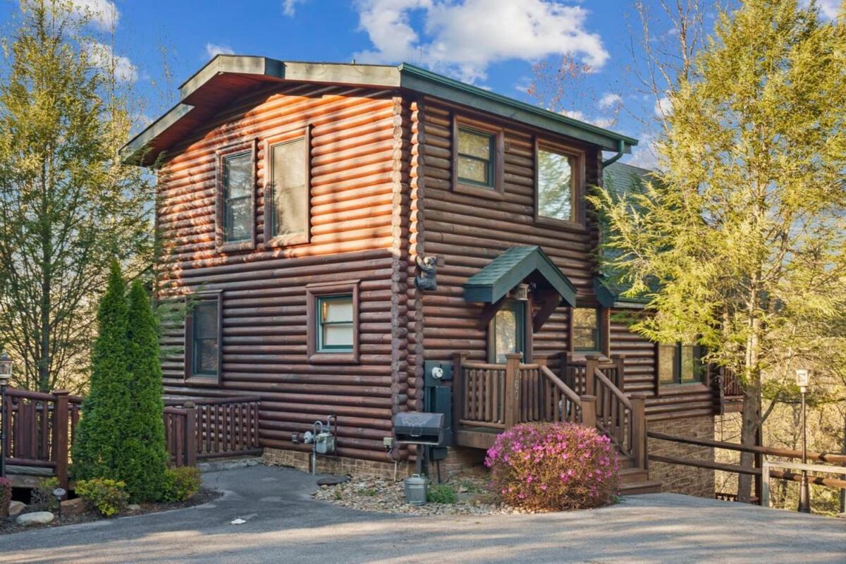 Stunning Mountain Cabin W Hot Tub Gatlinburg Kültér fotó