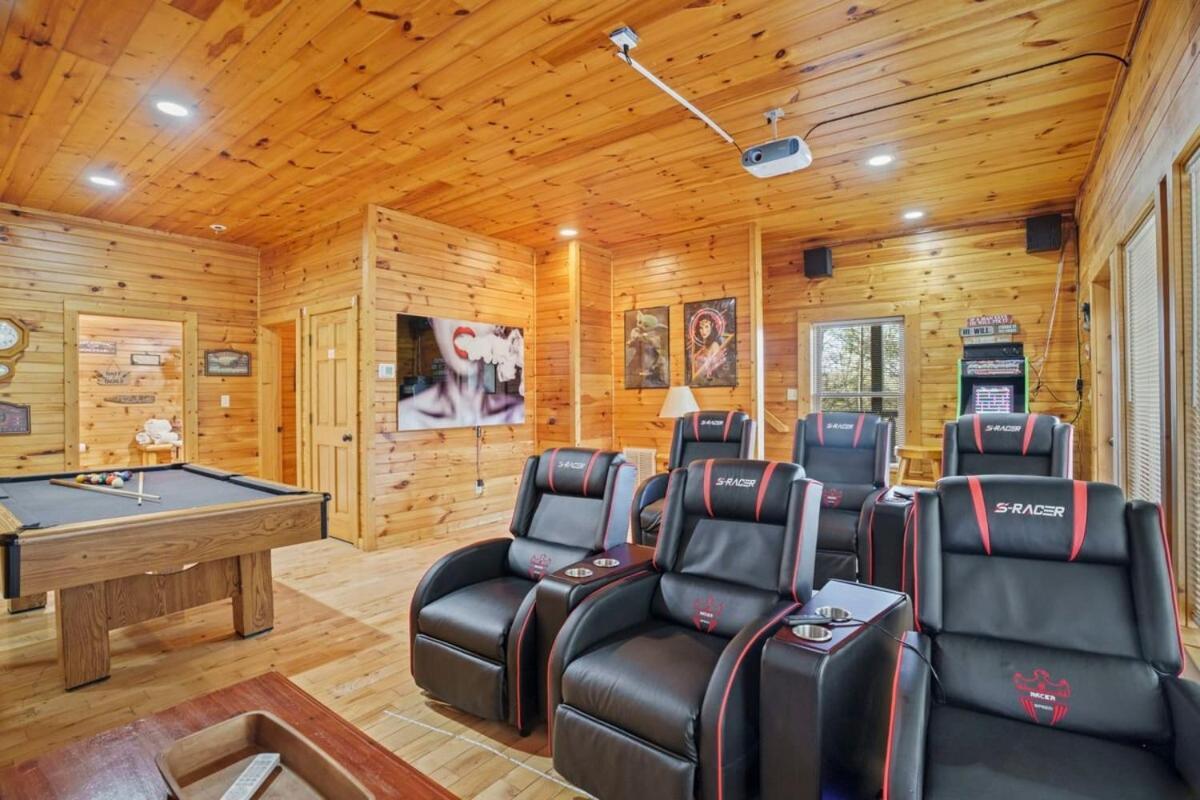 Stunning Mountain Cabin W Hot Tub Gatlinburg Kültér fotó
