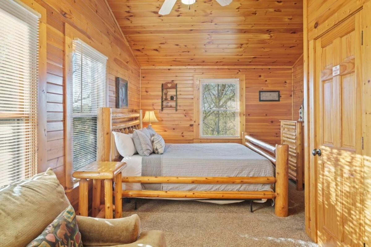 Stunning Mountain Cabin W Hot Tub Gatlinburg Kültér fotó