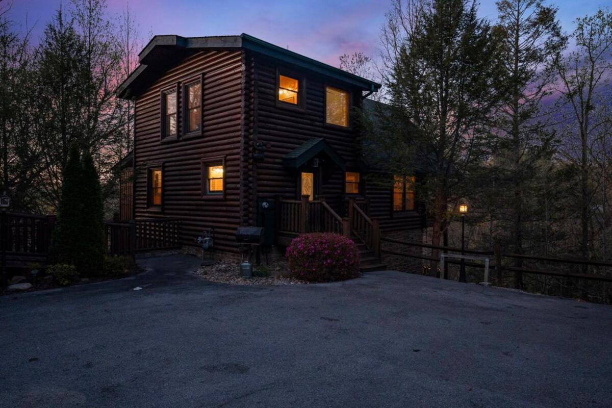 Stunning Mountain Cabin W Hot Tub Gatlinburg Kültér fotó