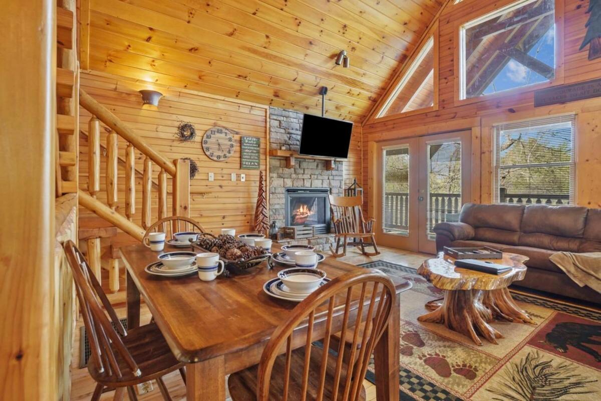 Stunning Mountain Cabin W Hot Tub Gatlinburg Kültér fotó