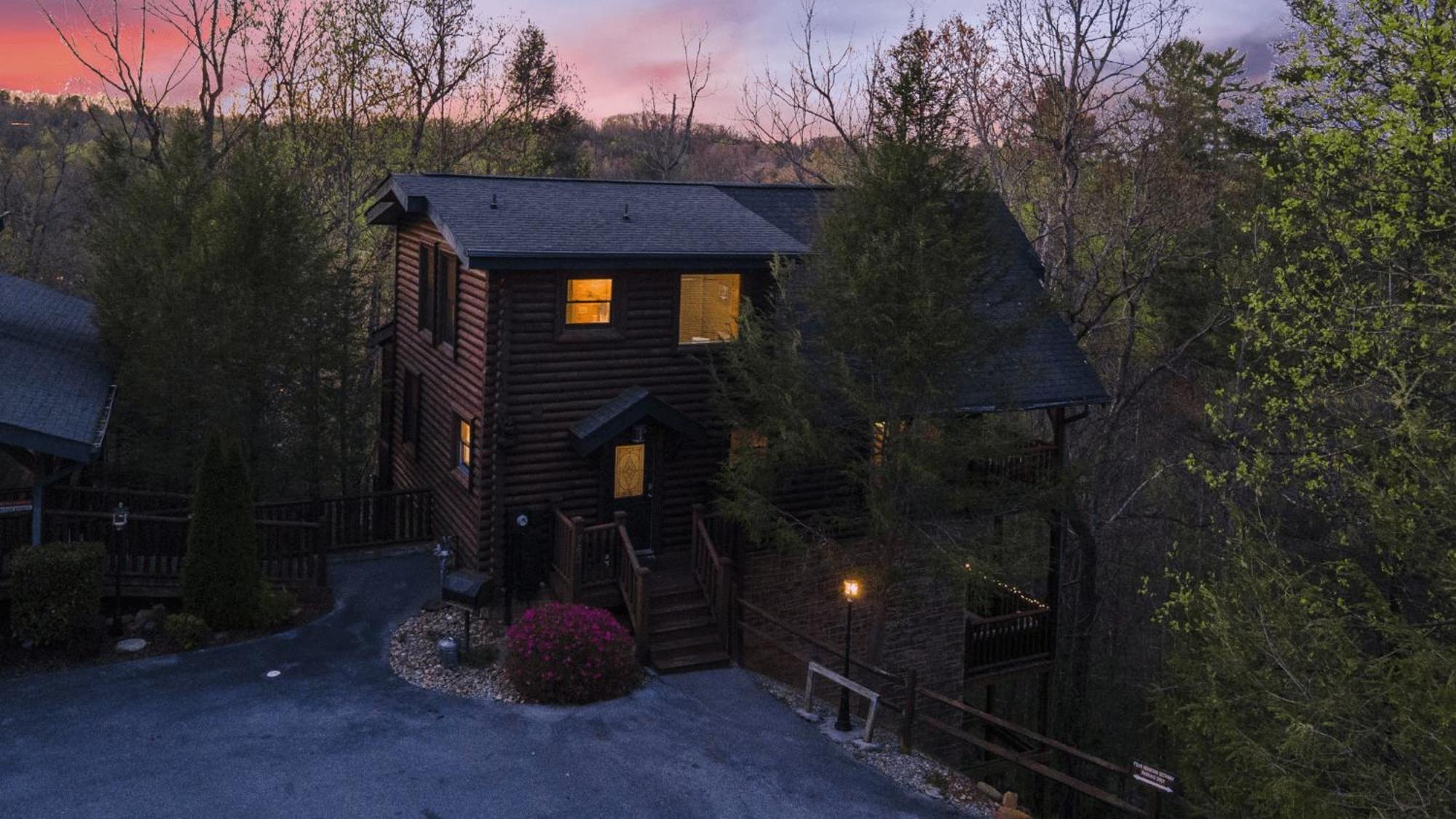 Stunning Mountain Cabin W Hot Tub Gatlinburg Kültér fotó