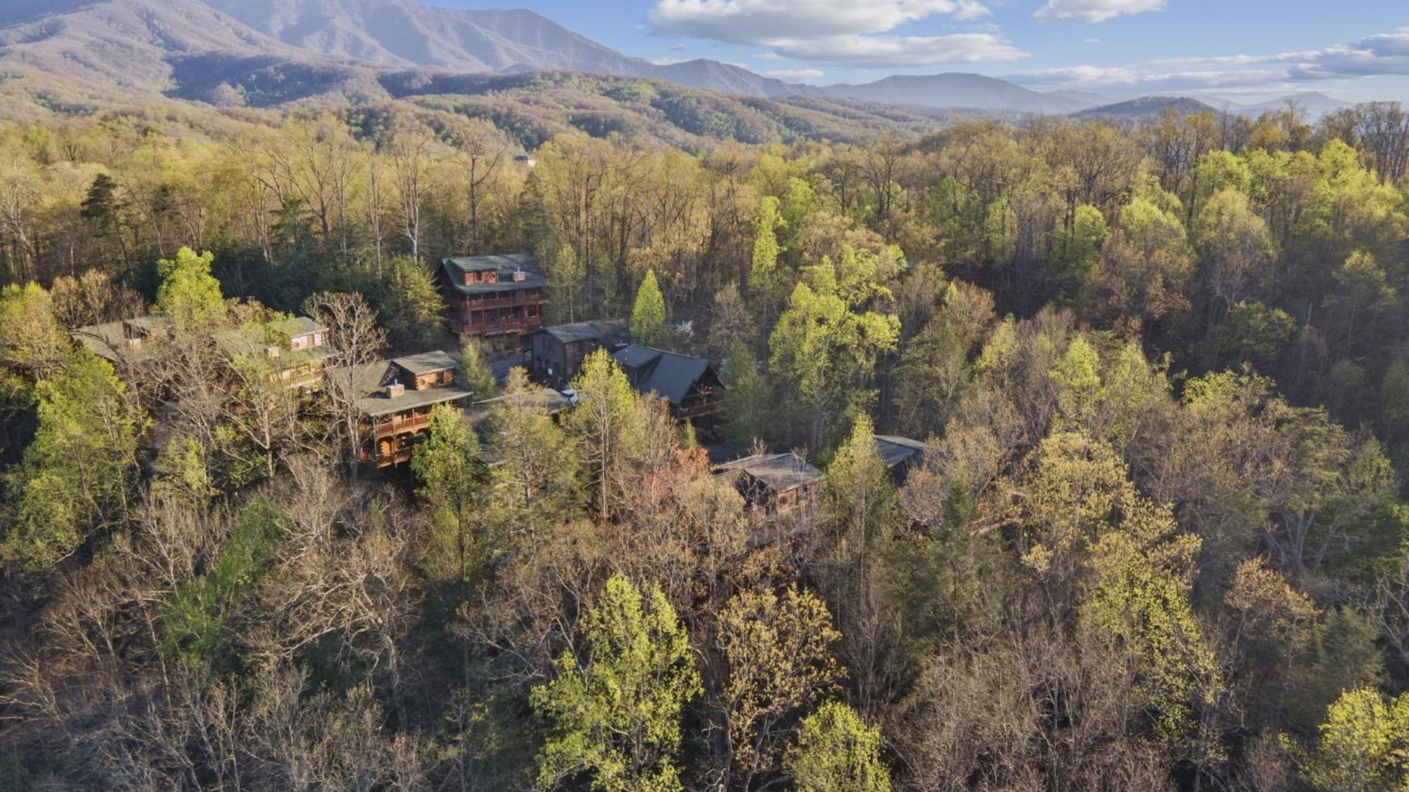 Stunning Mountain Cabin W Hot Tub Gatlinburg Kültér fotó